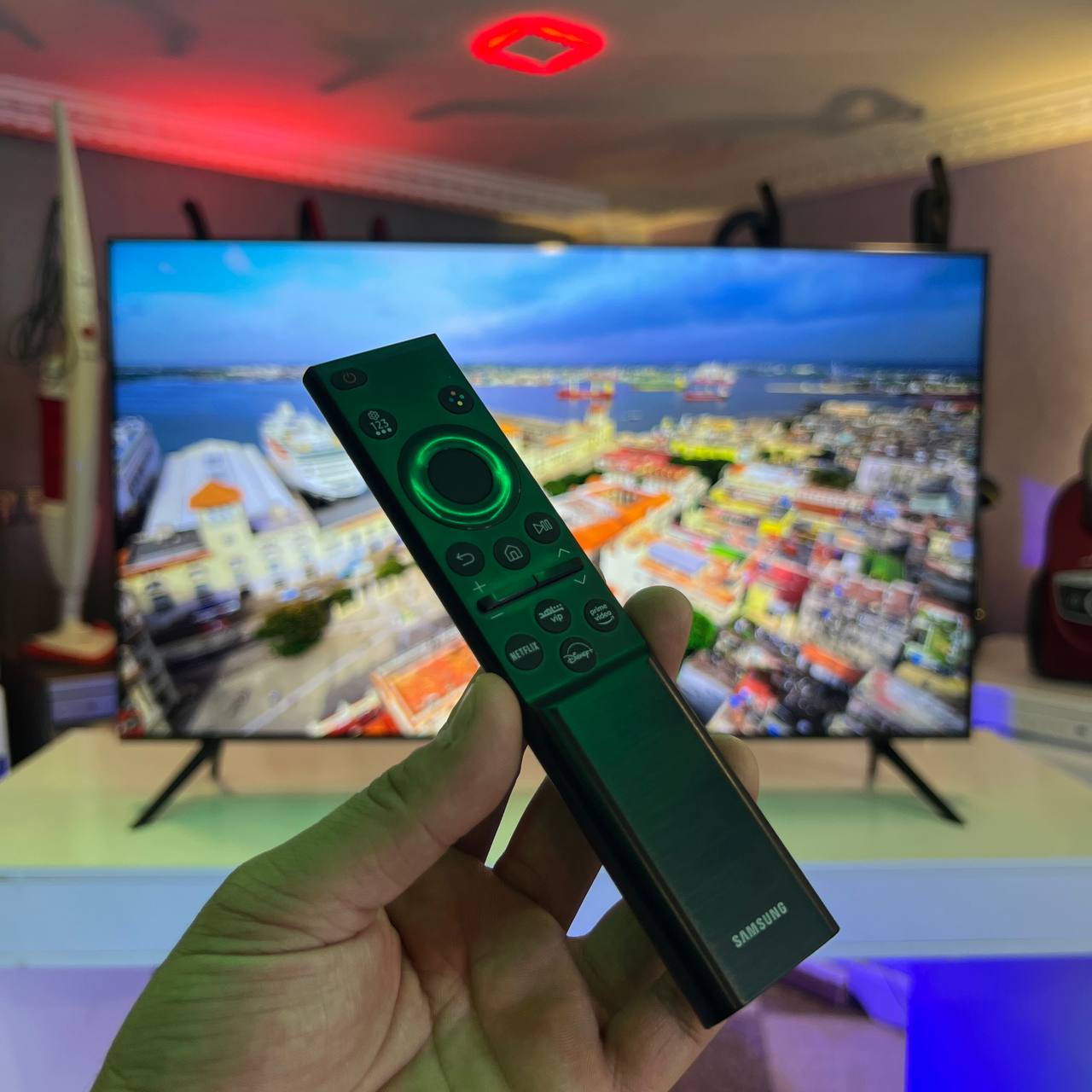 تلویزیون سامسونگ 85cu7000 ساخت سال 2023